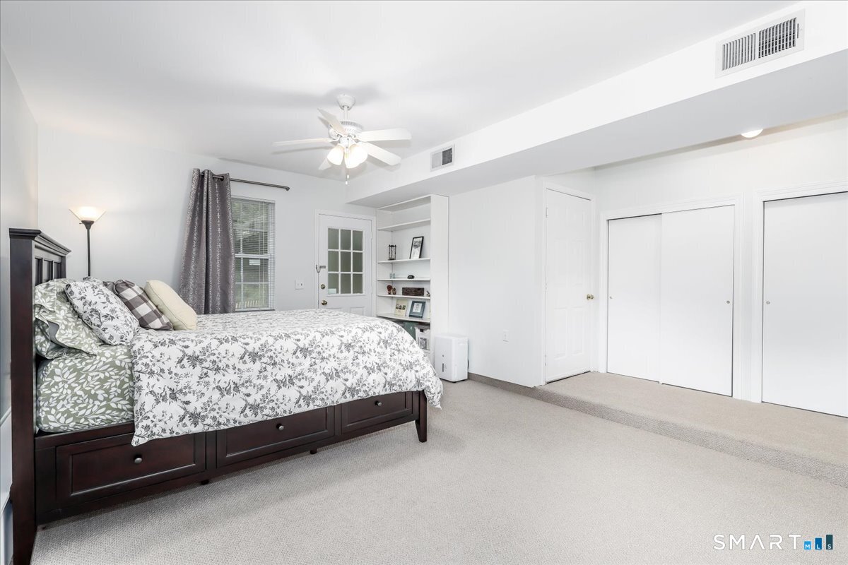 212 Algonquin Trail Trumbull CT 06611