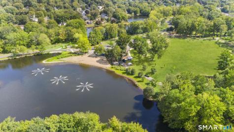 212 Algonquin Trail Trumbull CT 06611
