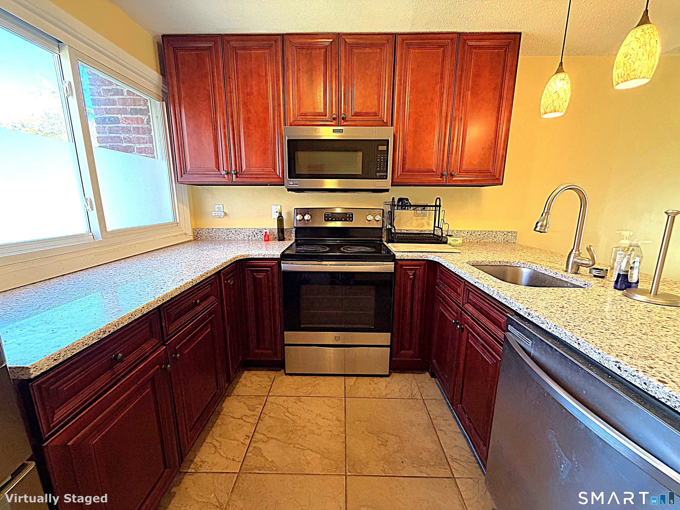 11 Anton Road Mansfield CT 06268