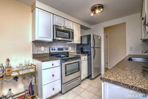 335 Foxwood Lane Milford CT 06461