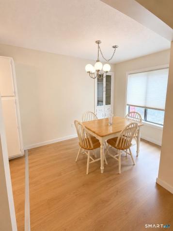 40 Woodsedge Drive Newington CT 06111