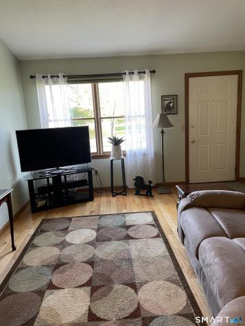 102 North Maple Street Enfield CT 06082