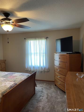 102 North Maple Street Enfield CT 06082
