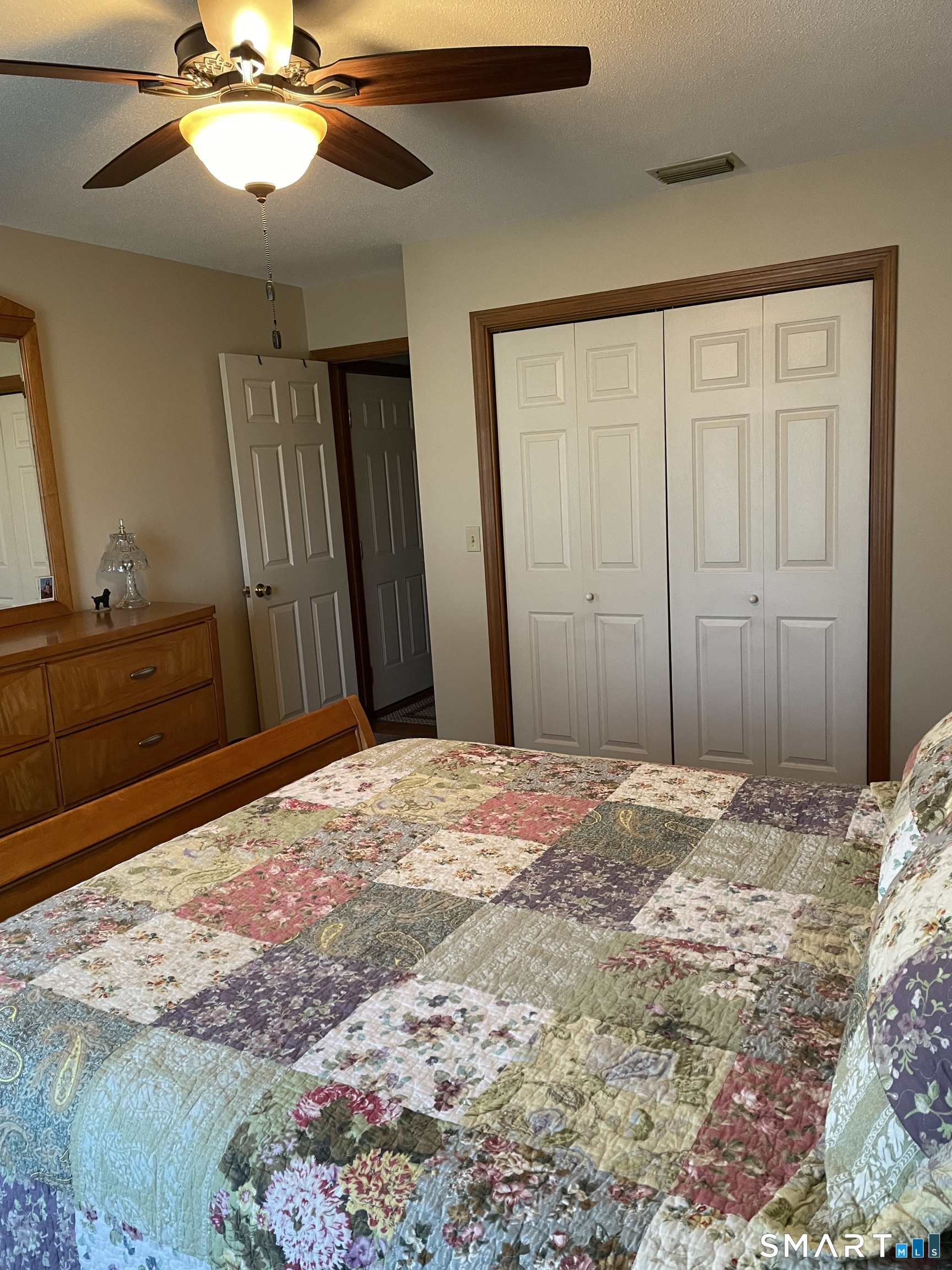 102 North Maple Street Enfield CT 06082