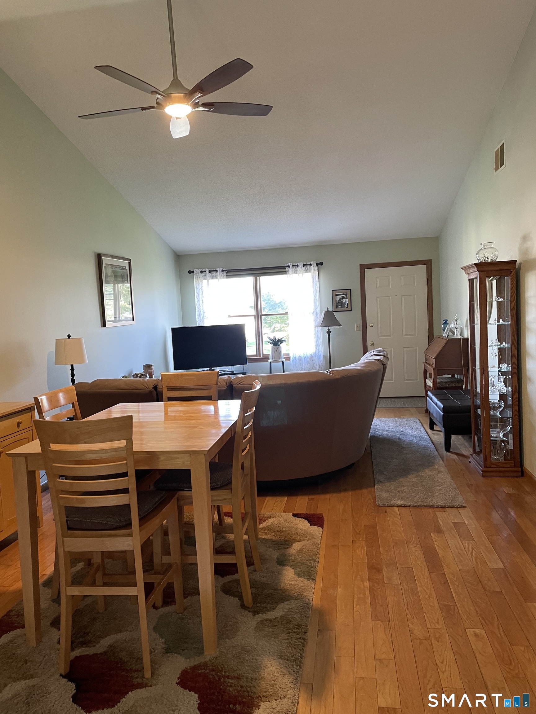 102 North Maple Street Enfield CT 06082