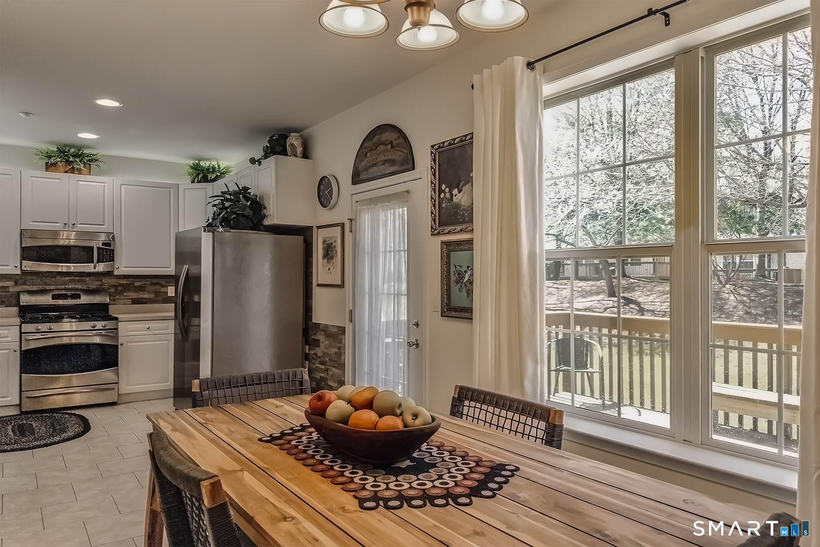 18 Last Leaf Circle Windsor CT 06095