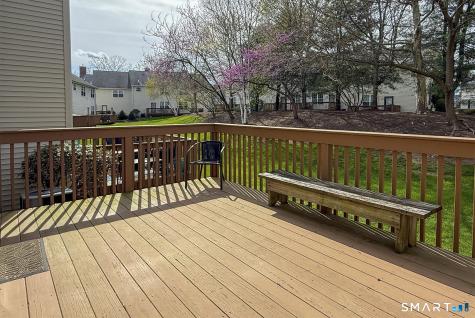 18 Last Leaf Circle Windsor CT 06095
