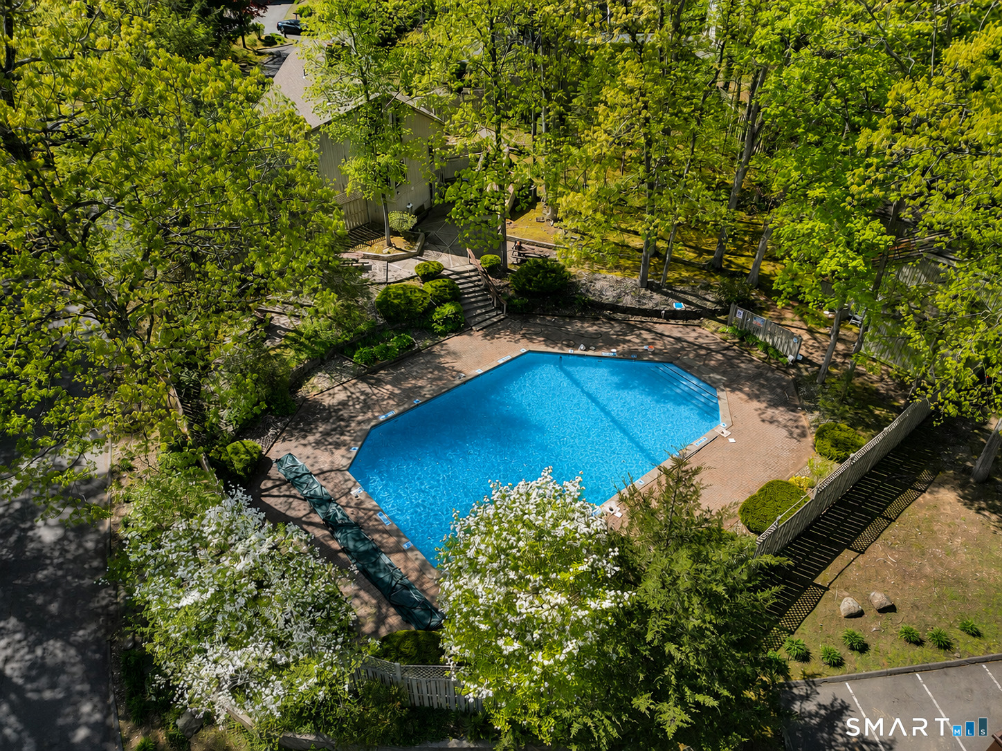 8 Lyle Court Farmington CT 06032