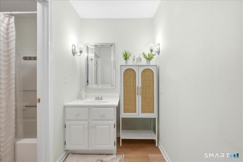 611 Old Pond Lane Norwich CT 06360