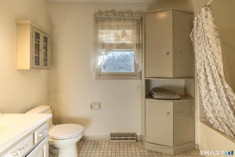 10 Juniper Circle Monroe CT 06468