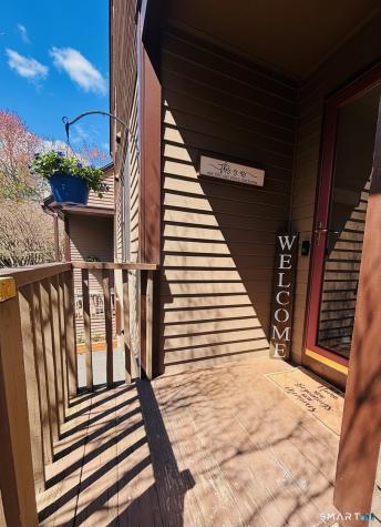 10 Juniper Circle Monroe CT 06468