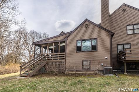 10 Juniper Circle Monroe CT 06468
