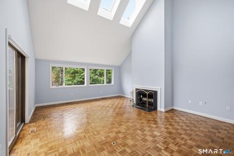 4 Biltmore Park Bloomfield CT 06002