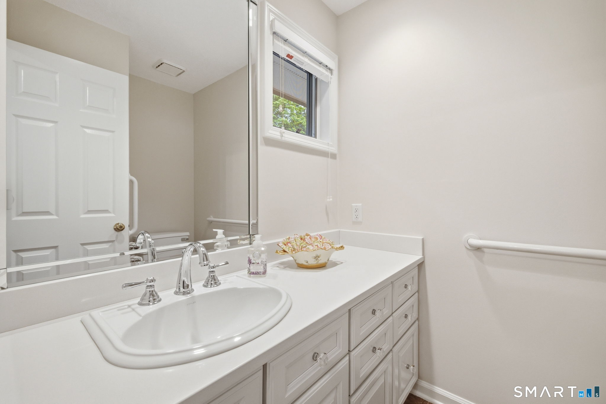 4 Biltmore Park Bloomfield CT 06002