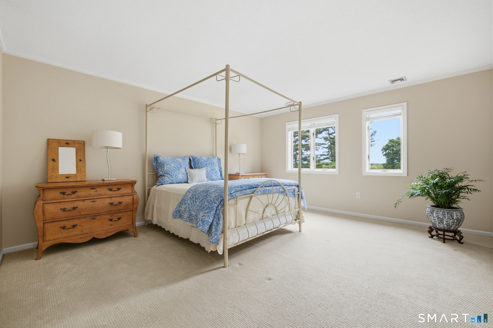 4 Biltmore Park Bloomfield CT 06002