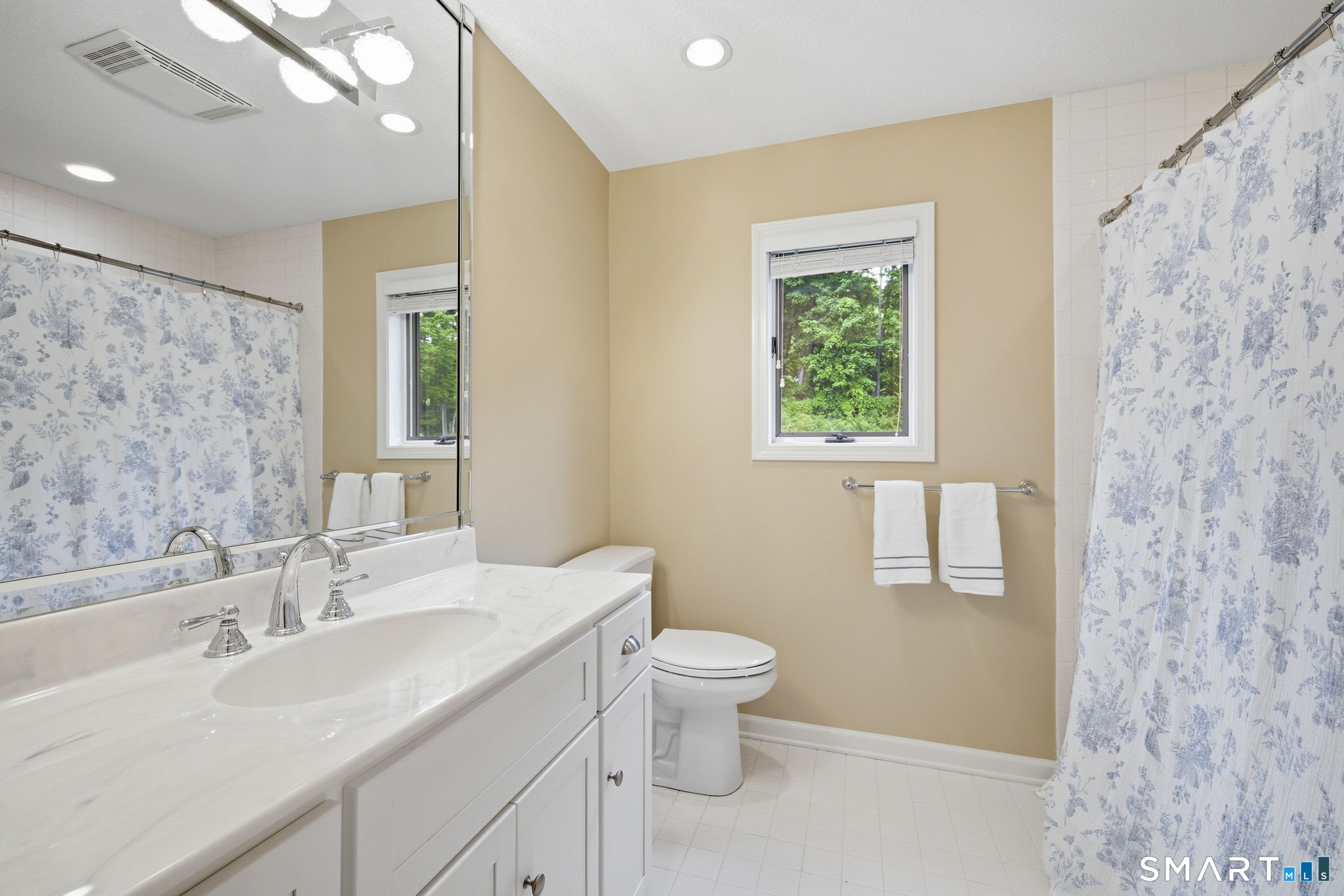 4 Biltmore Park Bloomfield CT 06002
