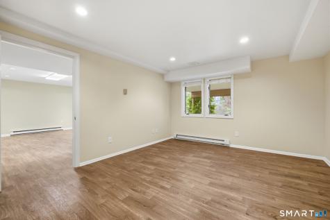 4 Biltmore Park Bloomfield CT 06002