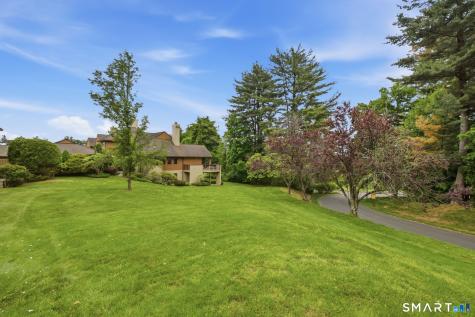 4 Biltmore Park Bloomfield CT 06002