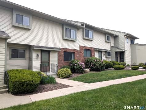 501 Summer Hill Drive South Windsor CT 06074