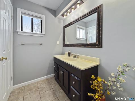 138 Cypress Road Newington CT 06111