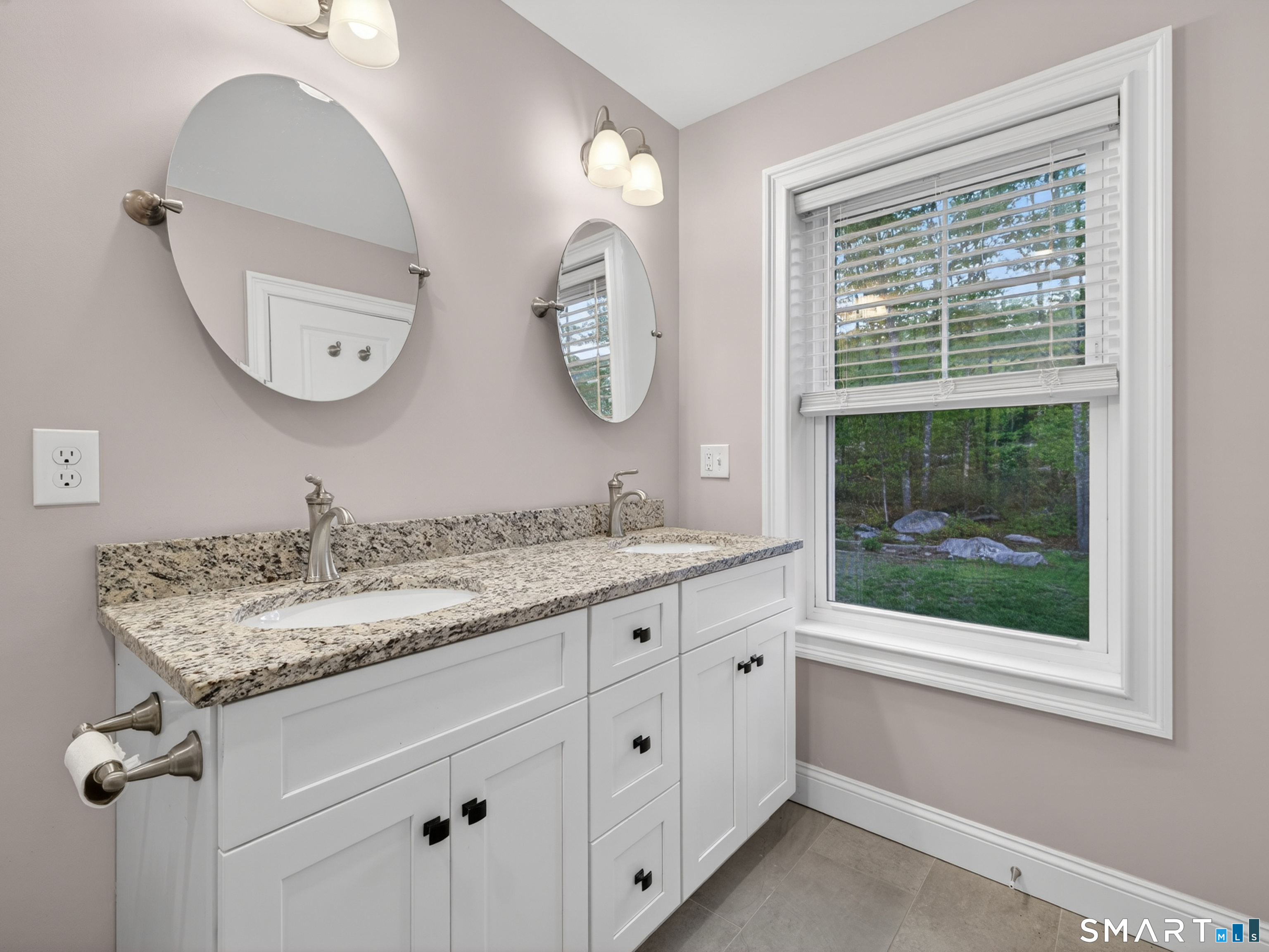 34 Village Crossing East Lyme CT 06357