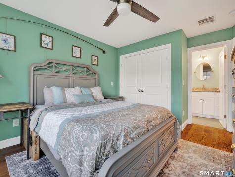 34 Village Crossing East Lyme CT 06357