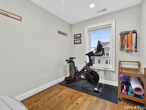 34 Village Crossing East Lyme CT 06357