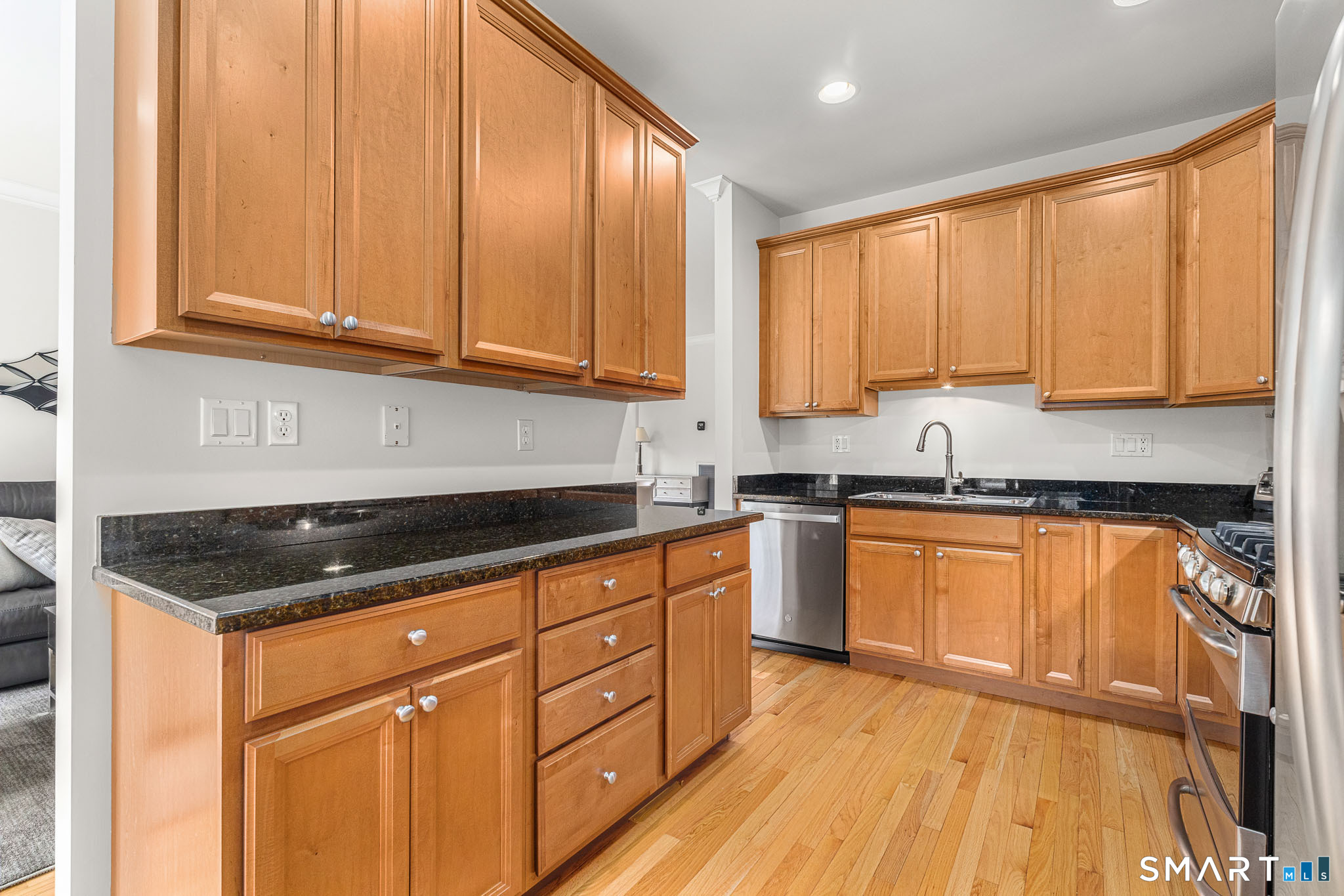 53 Carnoustie Circle Bloomfield CT 06002