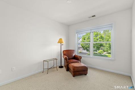 53 Carnoustie Circle Bloomfield CT 06002