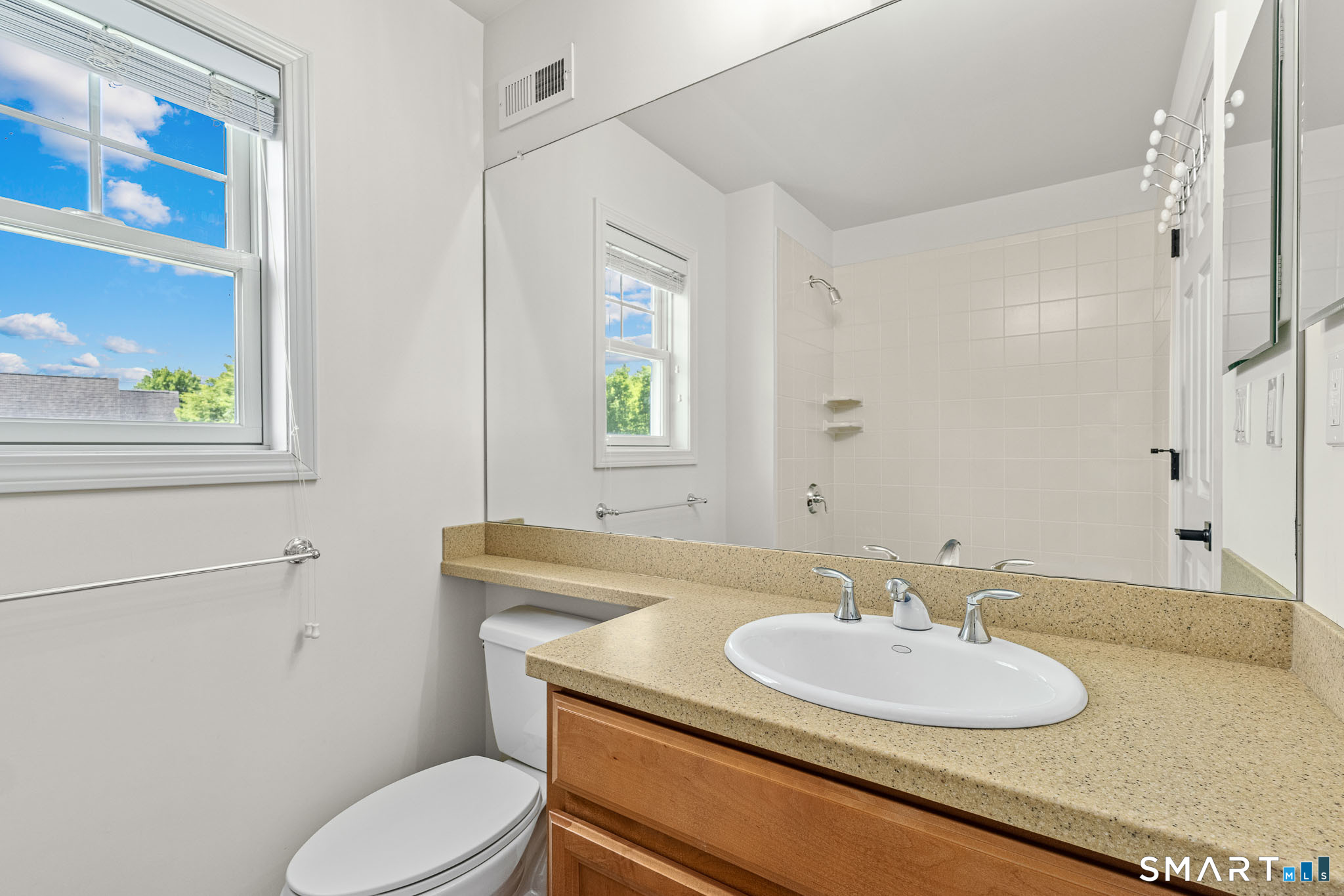 53 Carnoustie Circle Bloomfield CT 06002