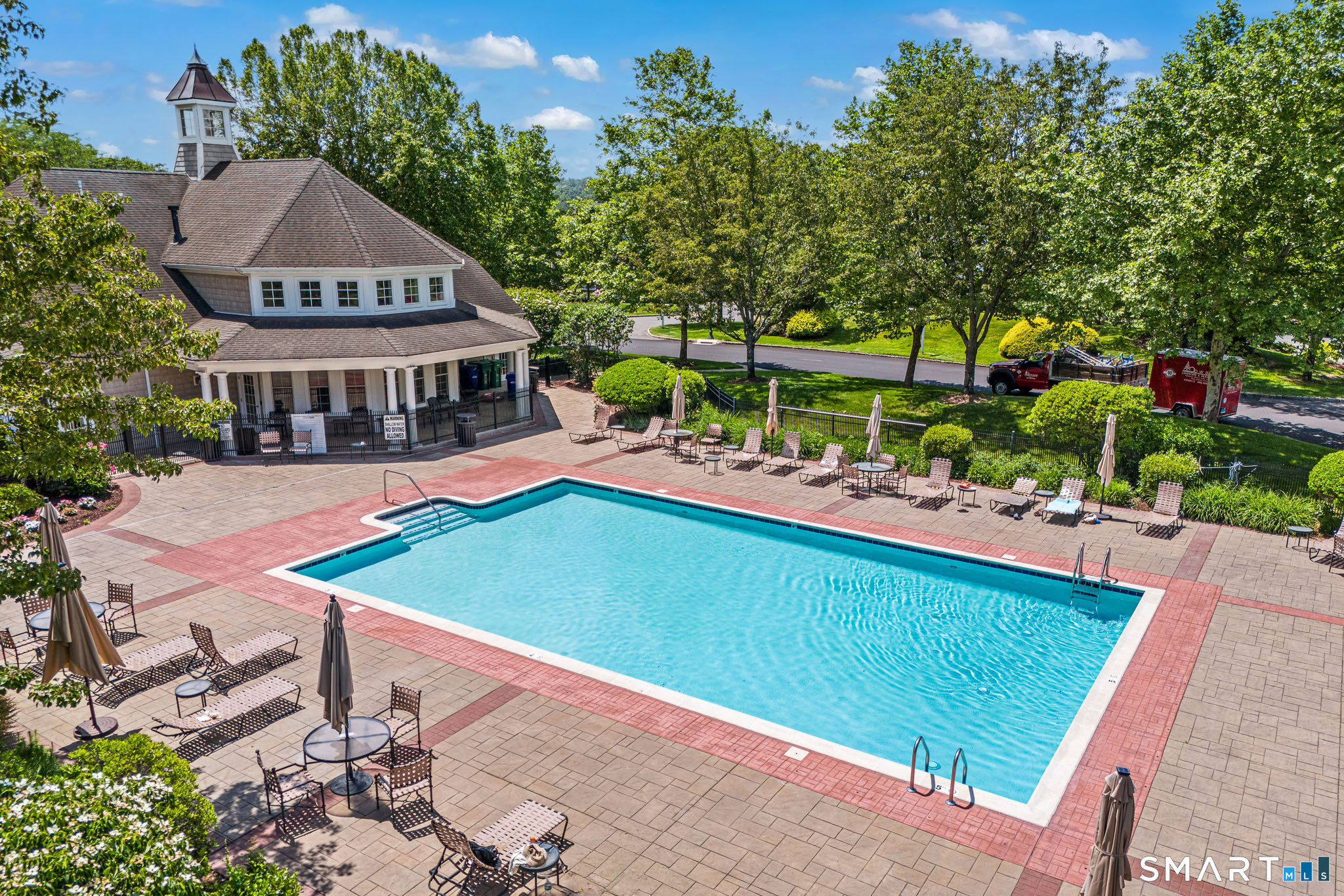 53 Carnoustie Circle Bloomfield CT 06002
