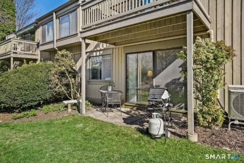 29 Heritage Village Southbury CT 06488