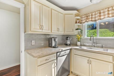29 Heritage Village Southbury CT 06488