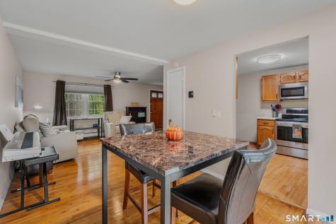 81 East Pattagansett Road East Lyme CT 06357