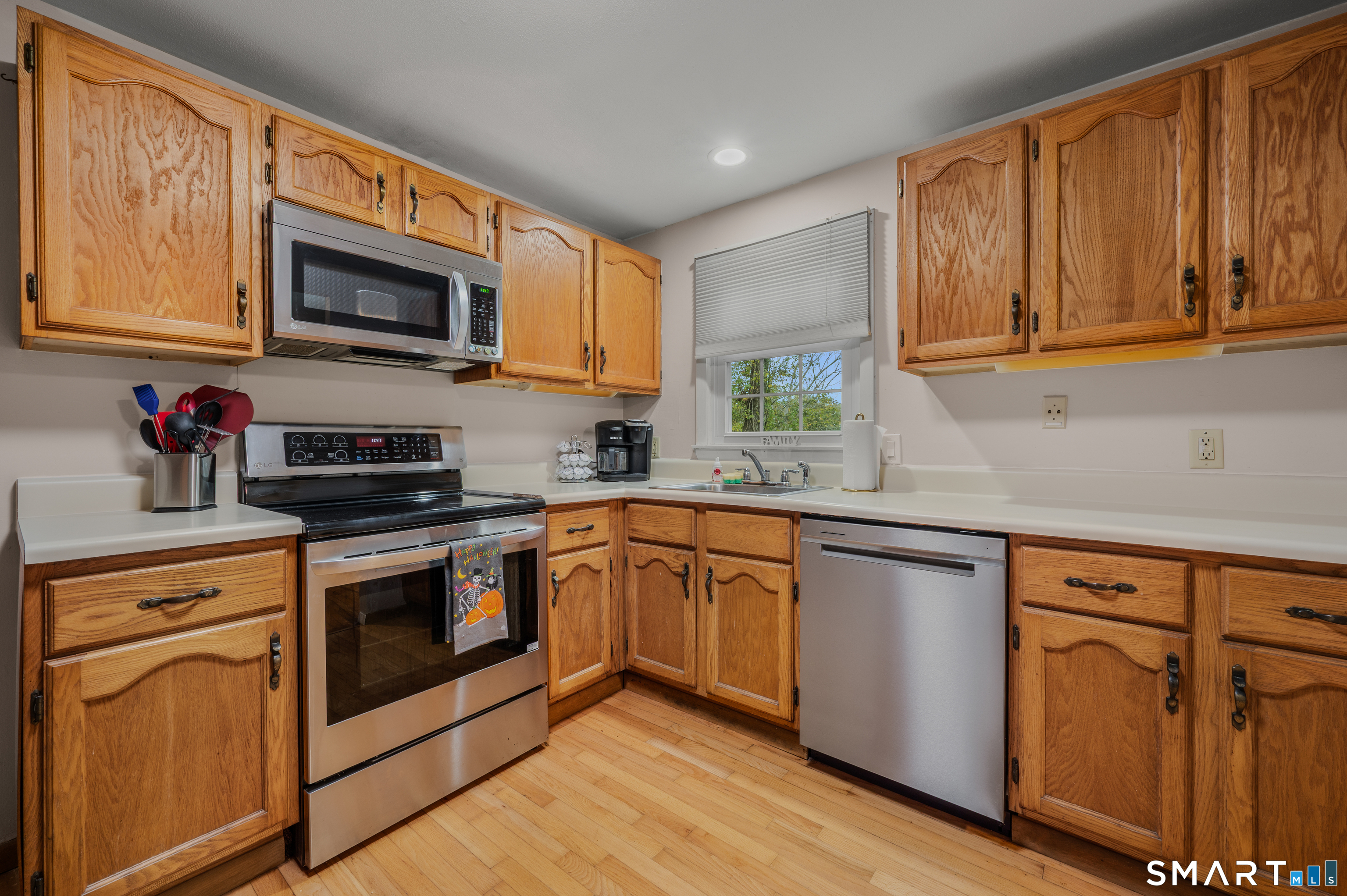 81 East Pattagansett Road East Lyme CT 06357