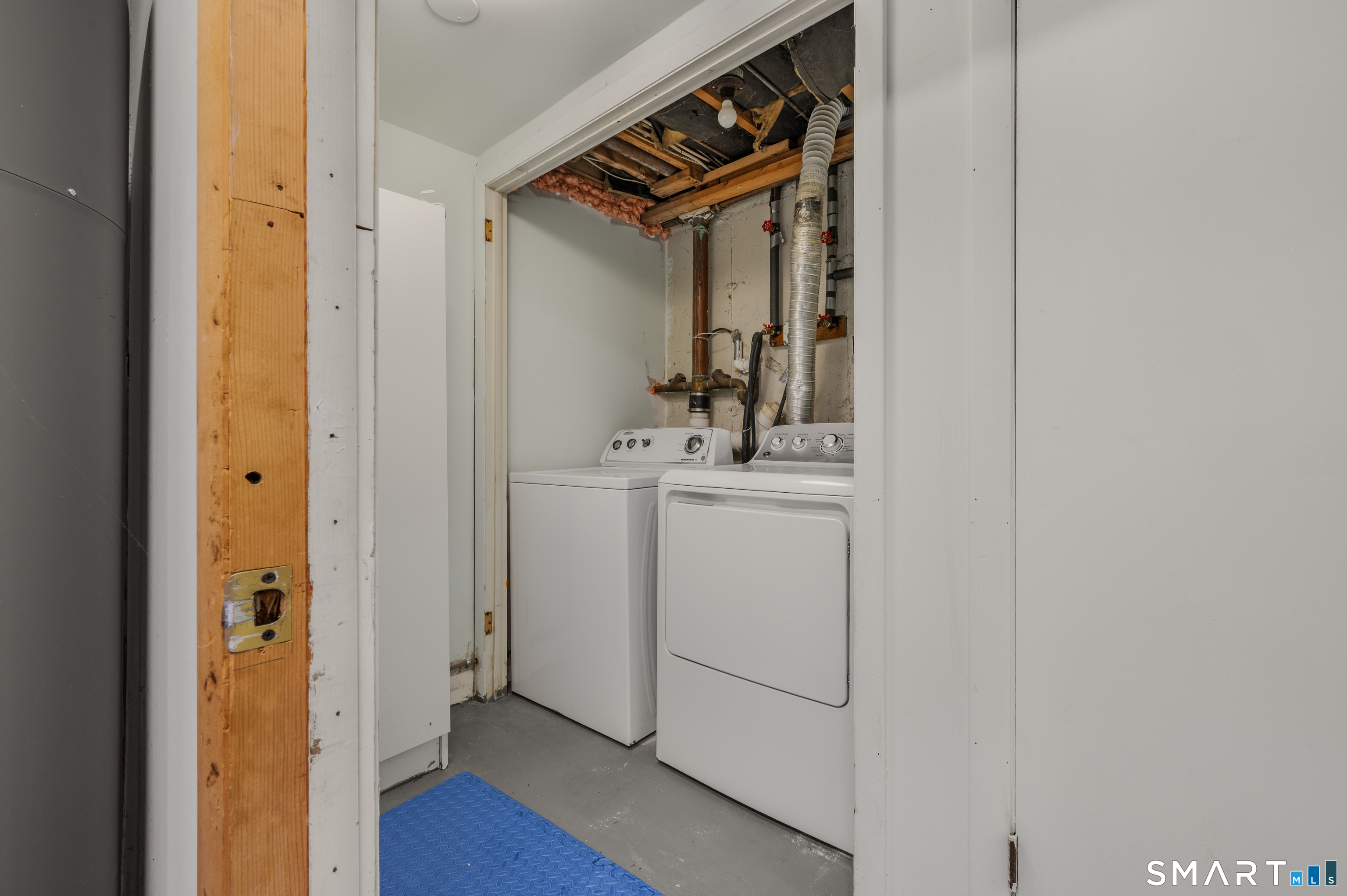 81 East Pattagansett Road East Lyme CT 06357