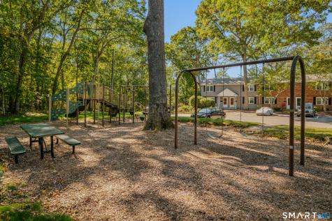 81 East Pattagansett Road East Lyme CT 06357
