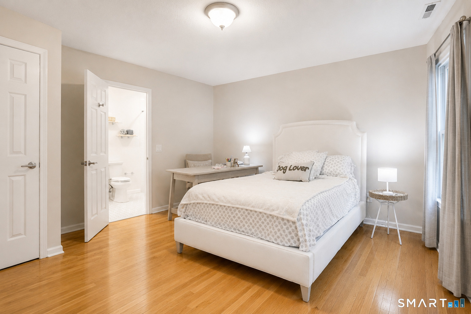 102 Foxbridge Village Road Branford CT 06405