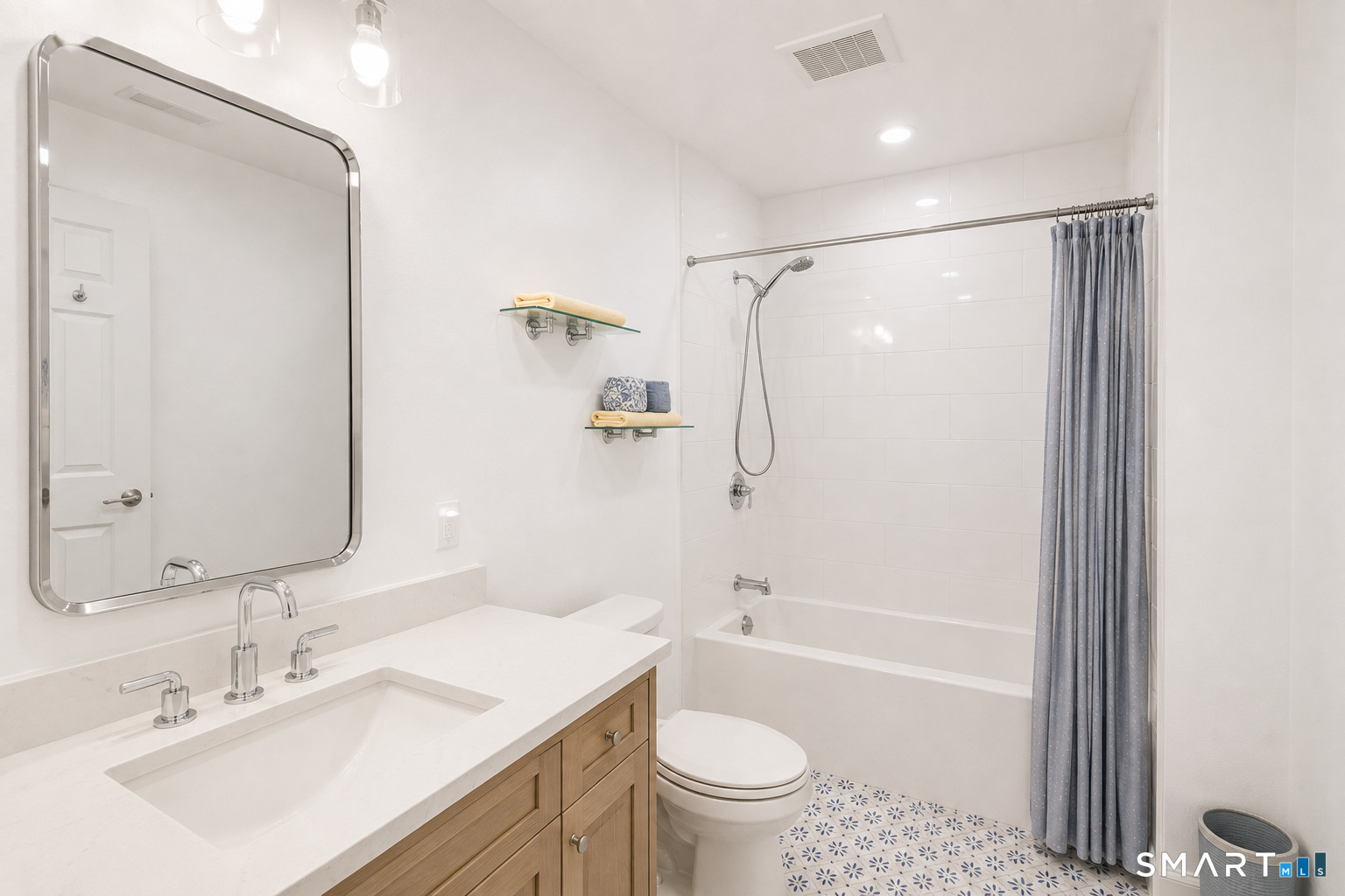 102 Foxbridge Village Road Branford CT 06405