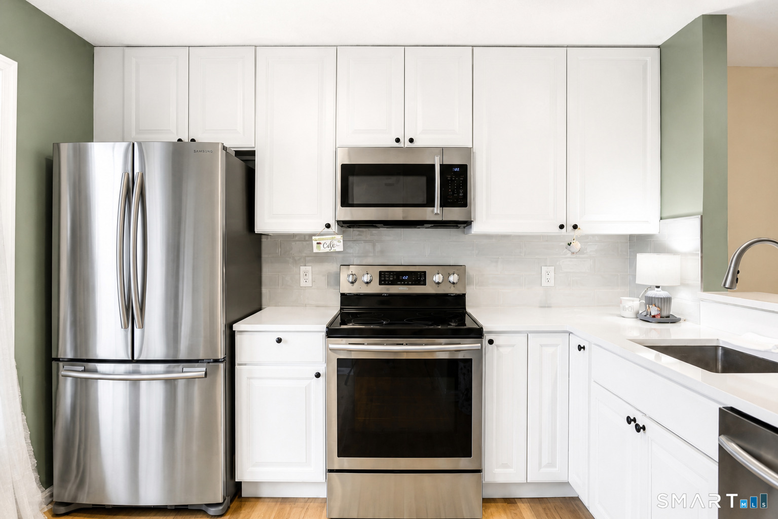 102 Foxbridge Village Road Branford CT 06405