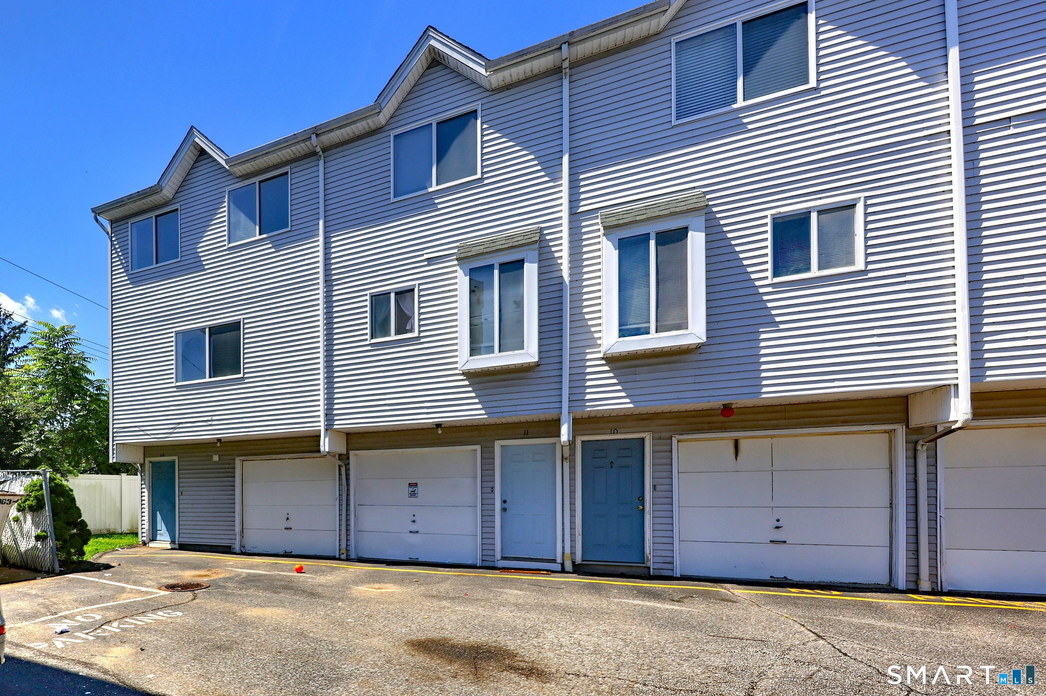 10 Hawthorne Avenue Derby CT 06418