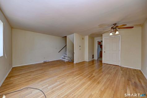 10 Hawthorne Avenue Derby CT 06418