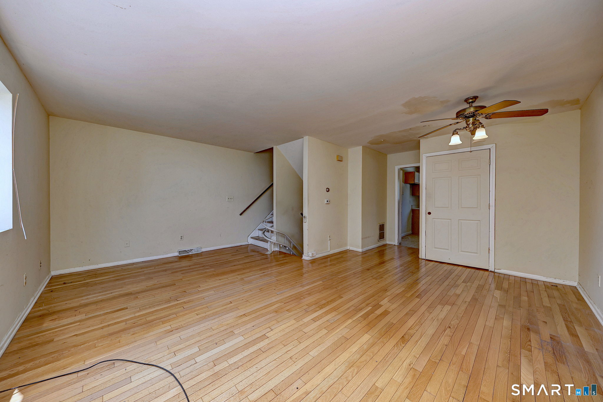 10 Hawthorne Avenue Derby CT 06418
