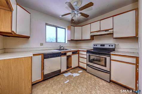 10 Hawthorne Avenue Derby CT 06418