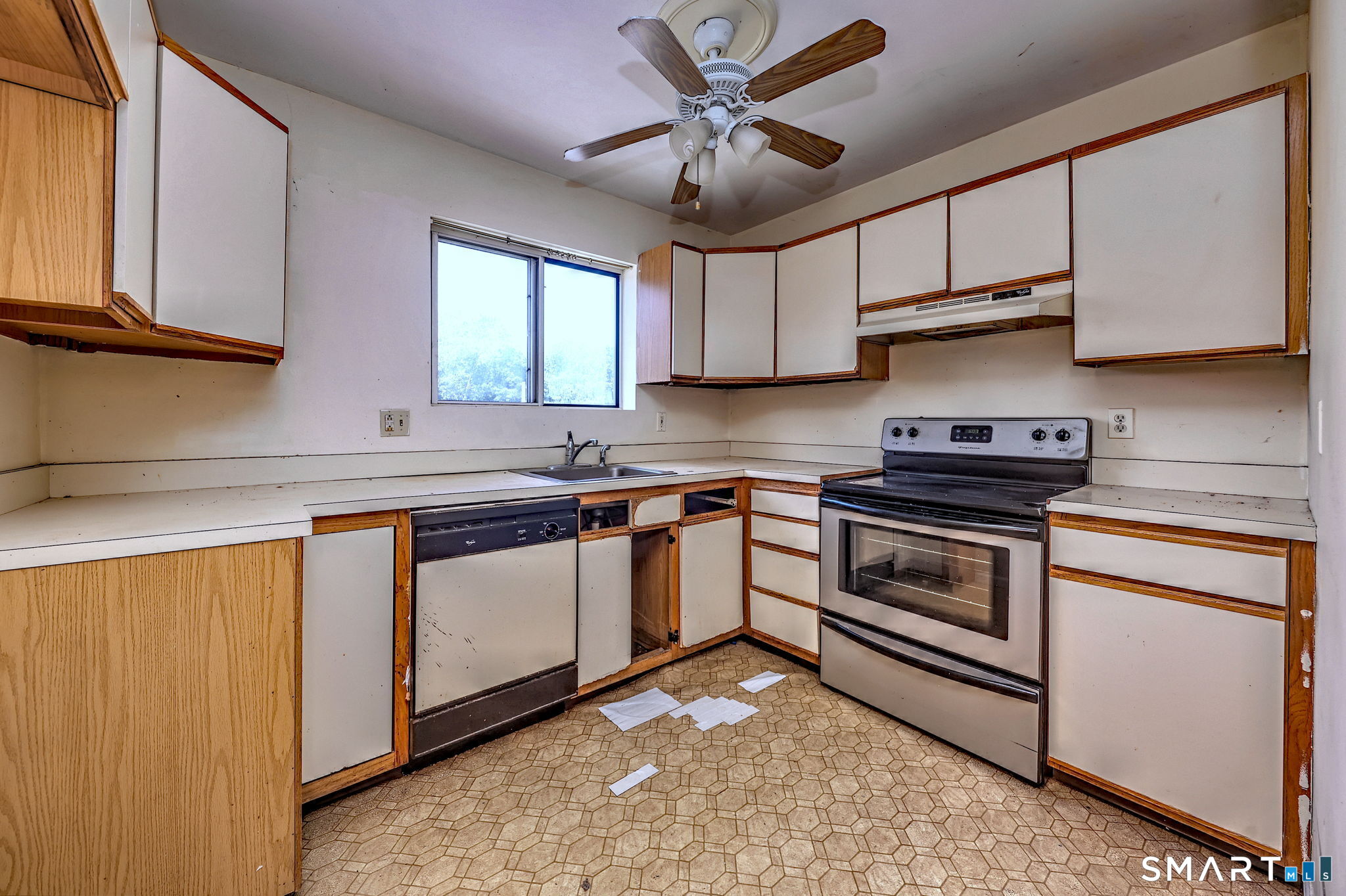 10 Hawthorne Avenue Derby CT 06418