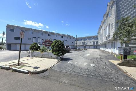 10 Hawthorne Avenue Derby CT 06418