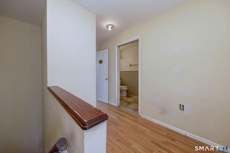 10 Hawthorne Avenue Derby CT 06418