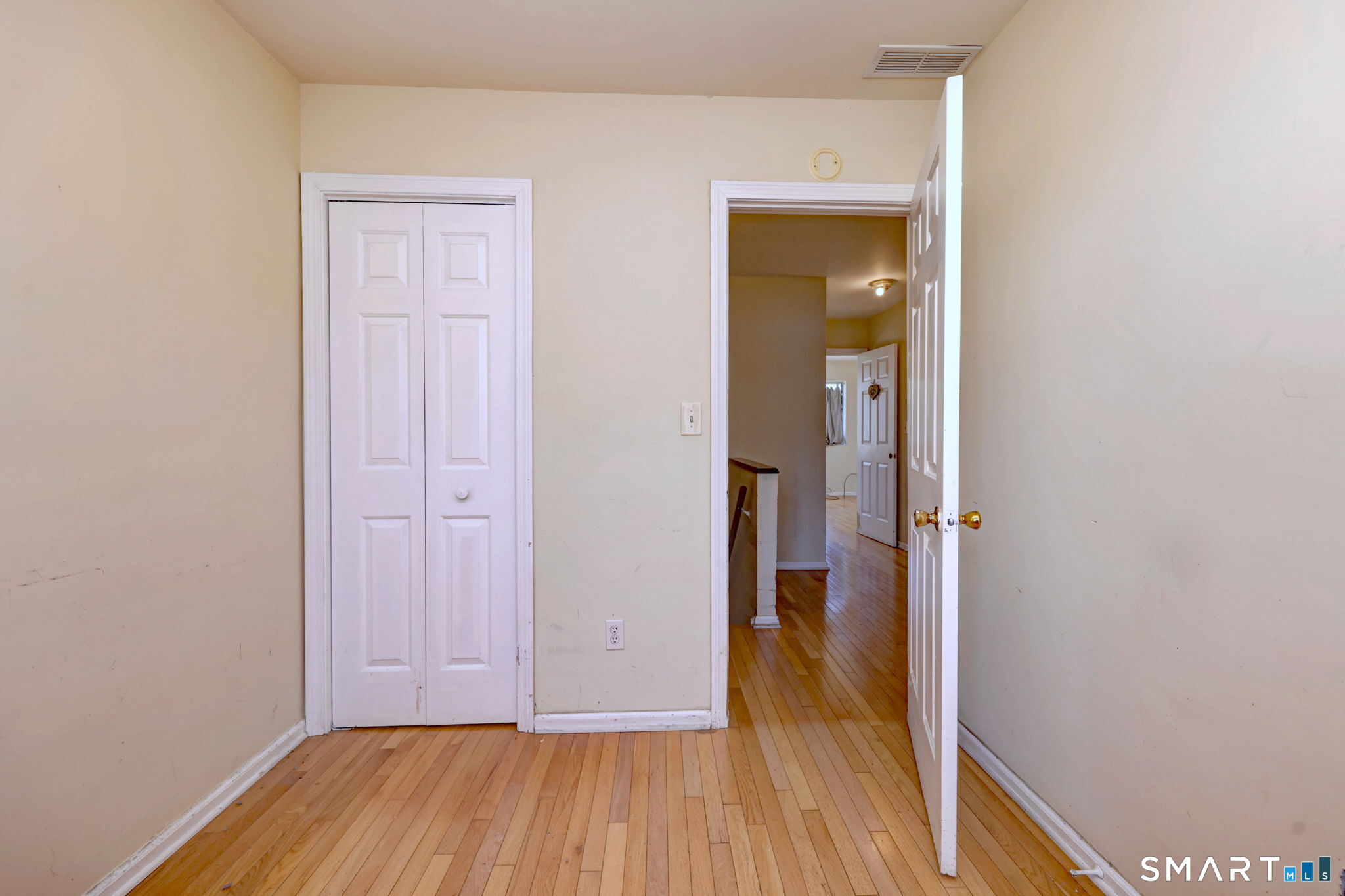 10 Hawthorne Avenue Derby CT 06418