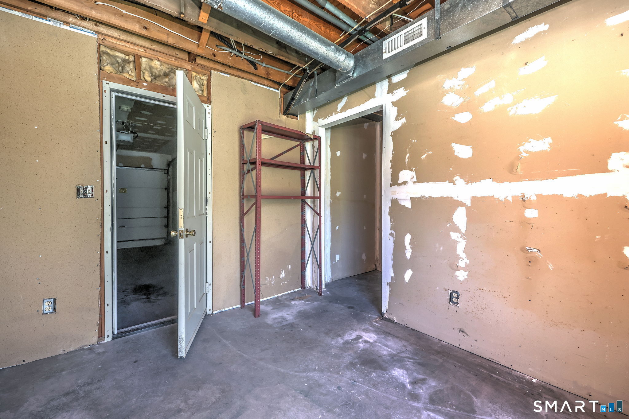 10 Hawthorne Avenue Derby CT 06418