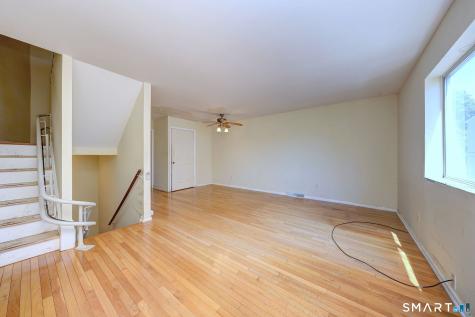 10 Hawthorne Avenue Derby CT 06418